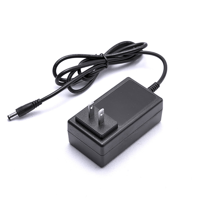日規(guī)12V3.5A/12V4A/24V2A/15V3A插墻式LED燈條電源適配器 PSE認(rèn)證 日規(guī)12V3.5A/12V4A/24V2A/15V3A插墻式LED燈條電源適配器 PSE認(rèn)證